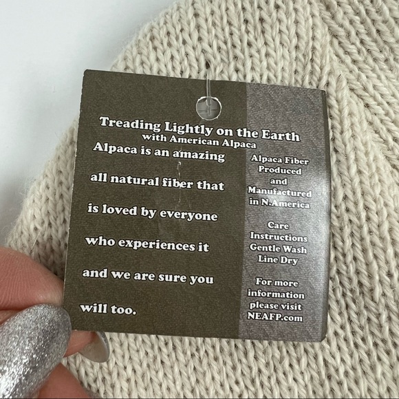 Alpaca wool hat NWT - Picture 6 of 9